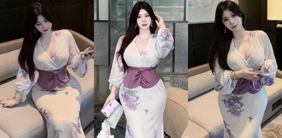 海角乱伦社区果儿最新作品 妈妈在家不穿内裤 卧室自慰儿子推门而入 两人纠缠无套直入欲火焚身