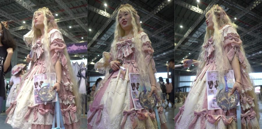 漫展抄底九月coser 洛丽塔lo裙天使翅膀元气美女 裙底情趣白蕾丝湿内走光