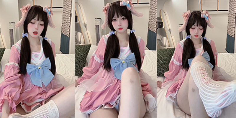 清纯甜美双马尾少女奶芙S属性爆表，呆萌萝莉身材掰穴露点调教高潮，视频全网疯传