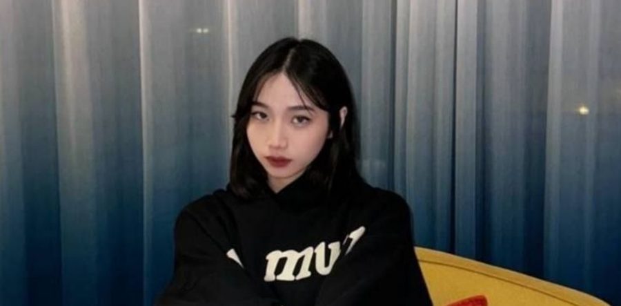 台湾成功大学21岁极品学姐 丽婷 露脸前男友自拍口交做爱 巨乳被抓猛操流出